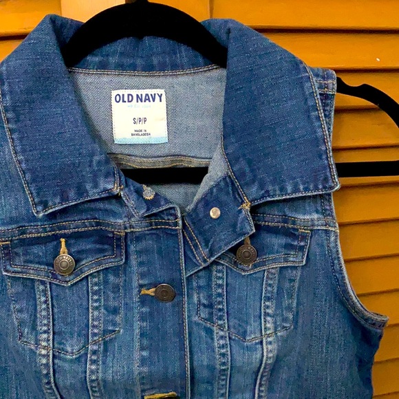 Sleeveless Denim Jacket - Picture 3 of 3